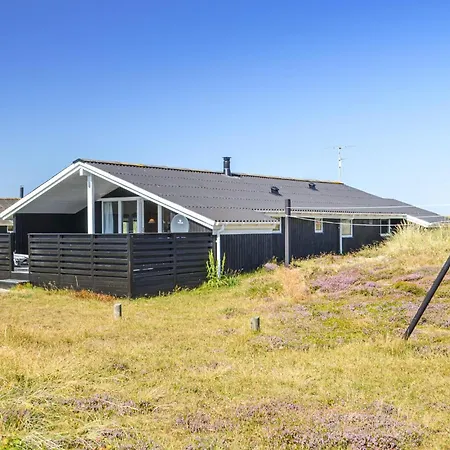 Holiday home 4 Bedroom Lovely In Hvide Sande *