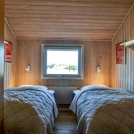 4 Bedroom Lovely In Hvide Sande Holiday home